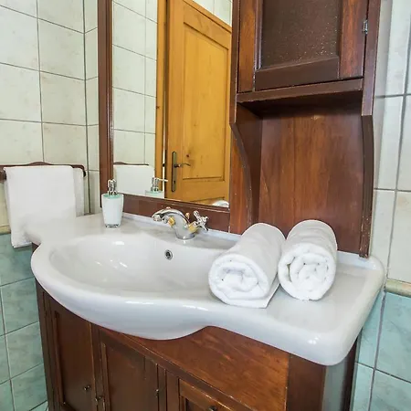 Villa Quaint In With Swimming Pool *